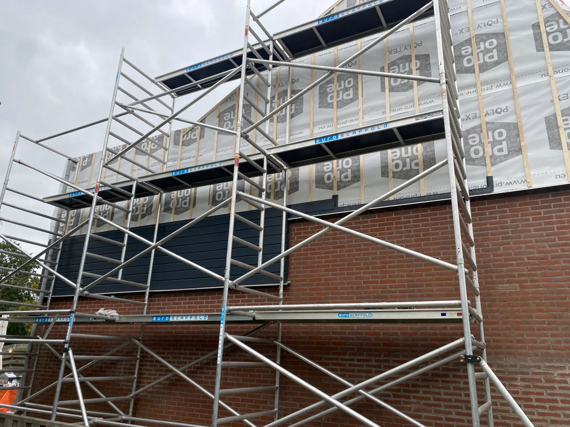 Dampopen folie dakopbouw in Purmerend.